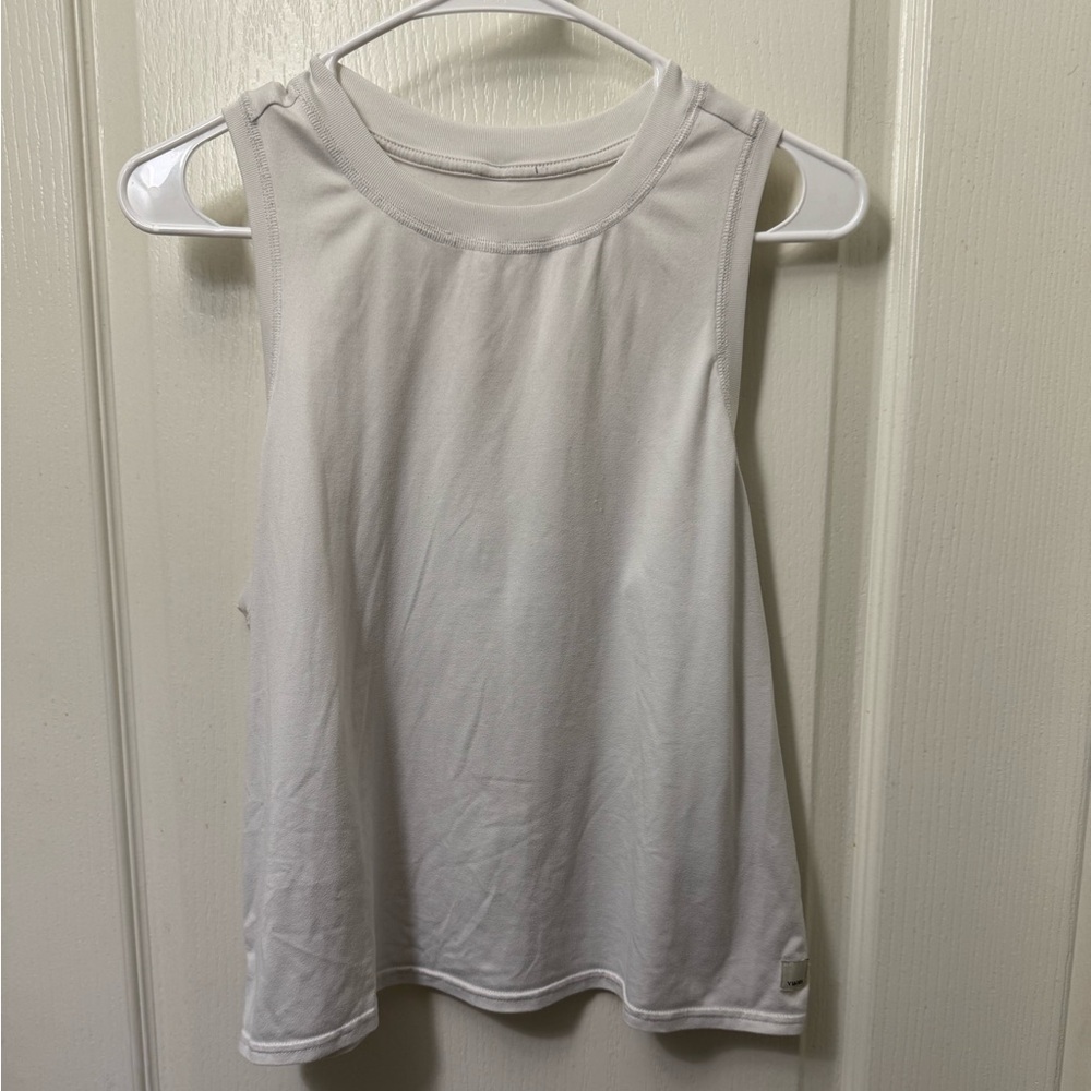 Vuori White Performance Sleeveless Tank